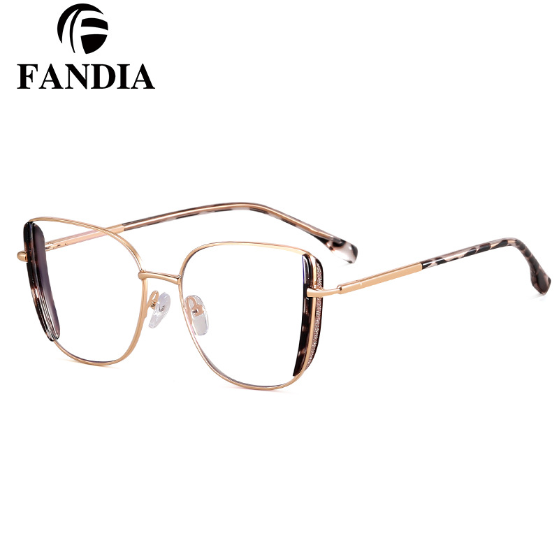 81506 nuevos productos de tendencia europea y americana anteojos de luz azul marco completo TR marco marco marco marco cómodo pie de resorte marco de lentes miopía