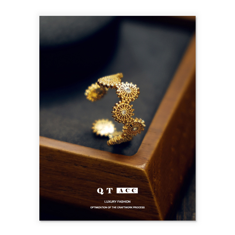 Elegant Sunflower Ring With Zircon Inlaid Vintage Retro Style_voghion.com