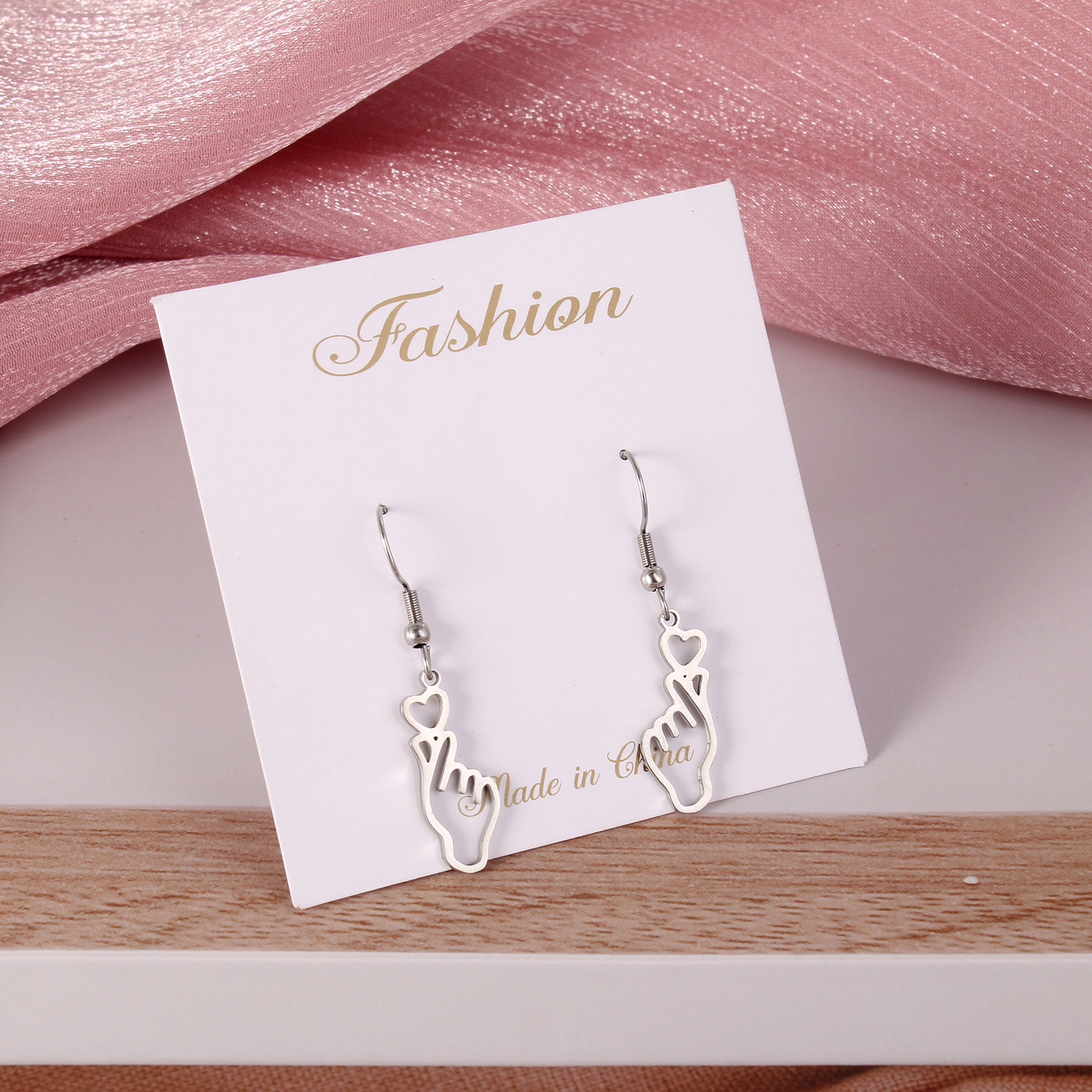 Fashion Portrait Stainless Steel Polishing Drop Earrings 1 Pair