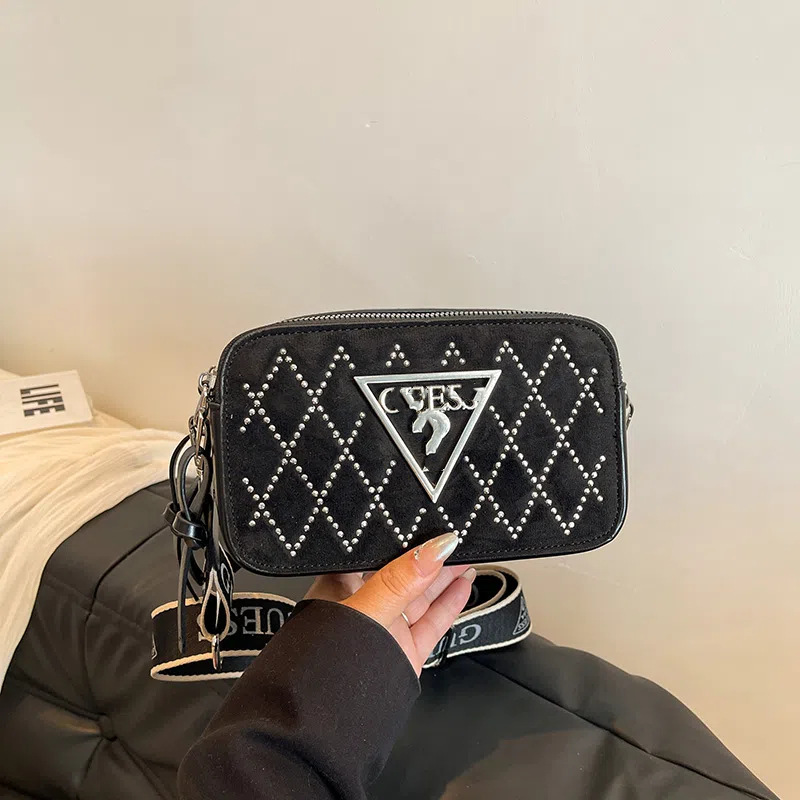 Bolso de cámara transfronterizo para mujer 2025 primavera y verano nuevo estilo estilo moderno y moderno bolso cuadrado pequeño bolso de hombro de diamantes calientes de moda