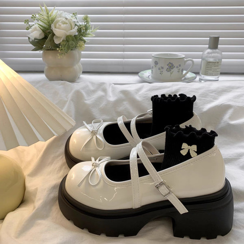 Silver French Flat Heel Pumps for Women 2025 New Summer Pair with Skirts Retro High Thick Sole Mary Jane Shoes