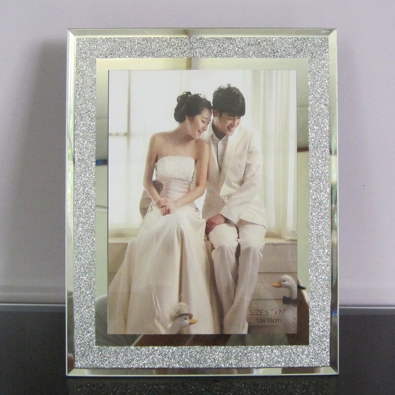 High-end light luxury flash silver powder A4 certificate frame crystal glass photo frame 6-inch Wedding Studio 7-inch home decoration table High-end light luxury flash silver powder A4 certificate frame crystal glass photo frame 6-inch Wedding Studio 7-inch home decoration table