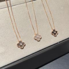 本物の金メッキジルコンの花のペンダントネックレス