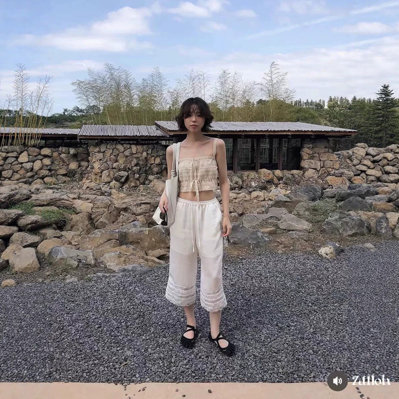 Shi Yi·XH Korean-style lace spliced satin cropped pants, Dongdaemun summer new slim straight white pants