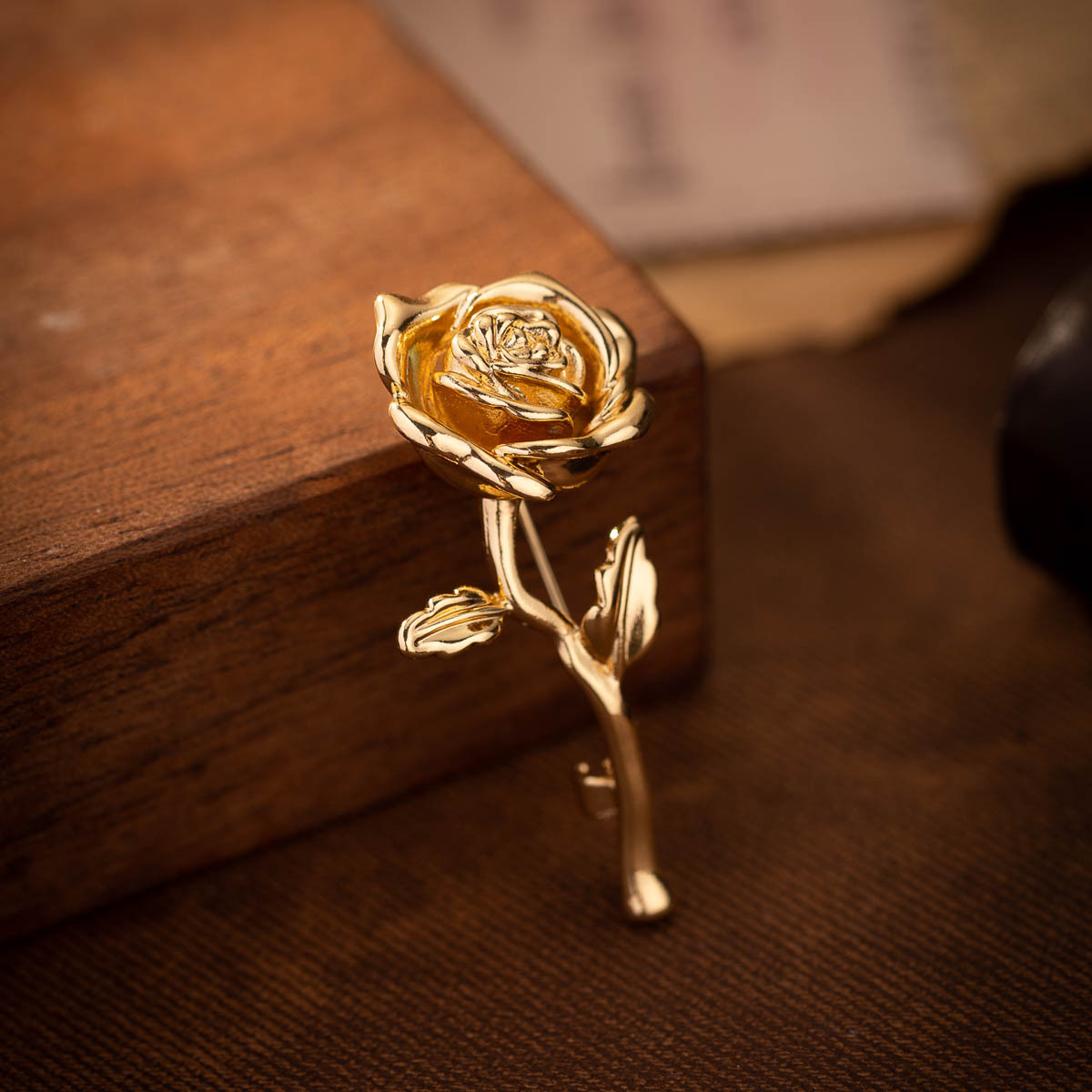 Minimalistische rozen broche heren high-end kostuumjas revers speld accessoire premium feel jas badge_voghion.com