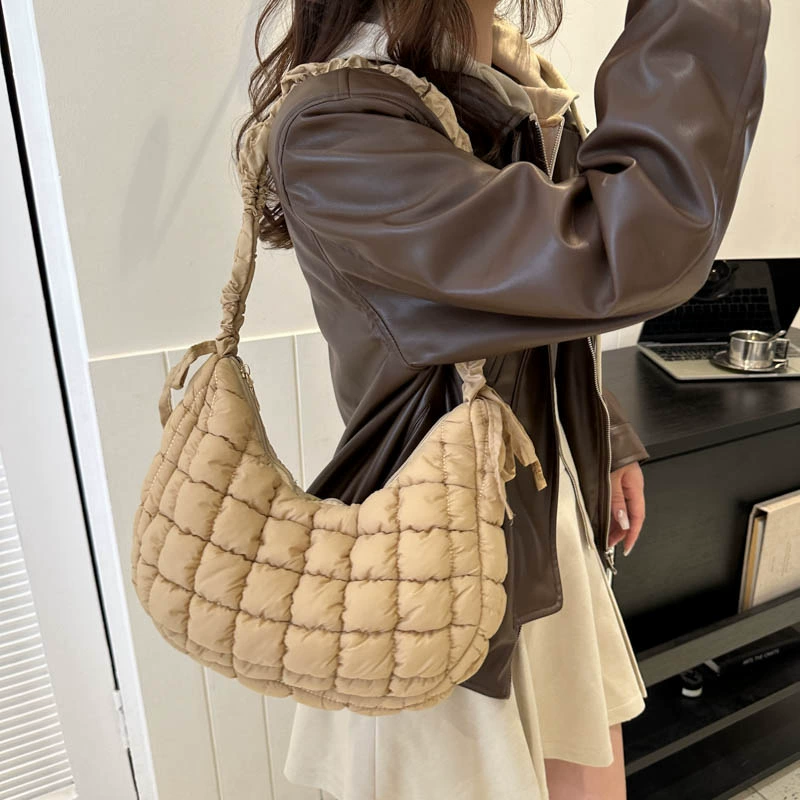 Underarm bag, down jacket, trend one-shoulder bag