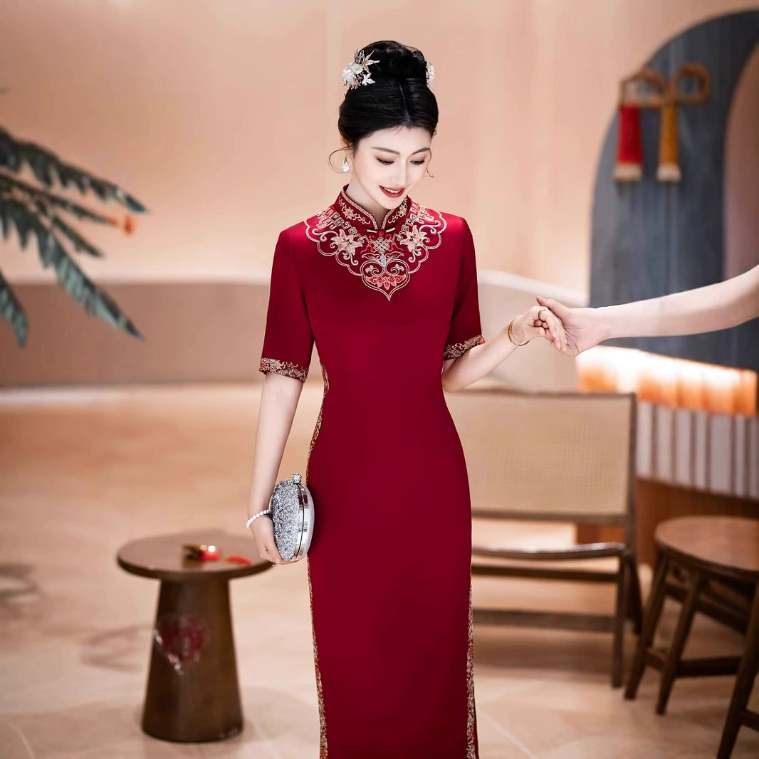 Мисс Этикет Платье Cheongsam Платье Cheongsam Модифицированная версия Cheongsam Шоу Длинное Платье Cheongsam