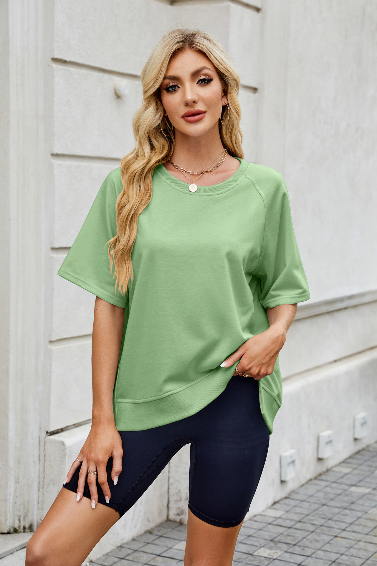 281g Weight Half Sleeve Sleeve Length Pullovers Placket Type Regular Sleeve Sleeve Type Rayon, Polyester Fabric Type Regular Top Length T-shirt Tops Type Casual, Daily Occasion Round Neck Neckline Loose Fit Type Solid Color Pattern Summer, Spring Season Women's Gender Basic Style Wholesale Women's Basic Solid Color Half Sleeve T-Shirts 18