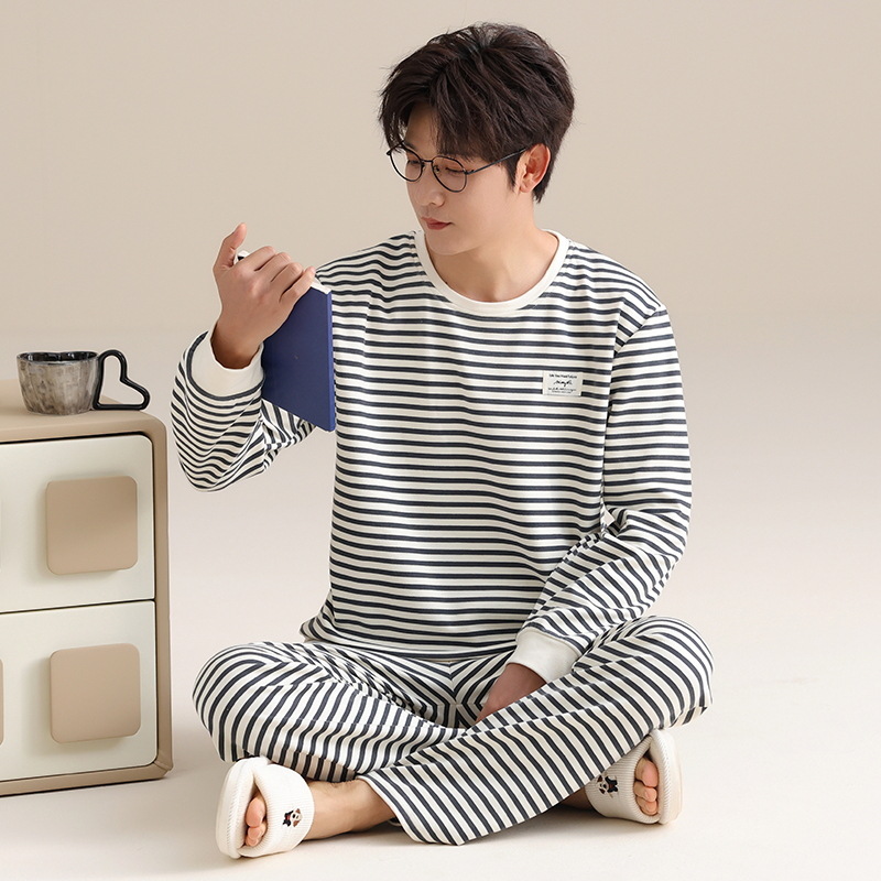 Pijamas de terciopelo para hombres otoño y invierno de manga larga conjunto casual con terciopelo grueso y ropa de hogar de tamaño grande se puede usar