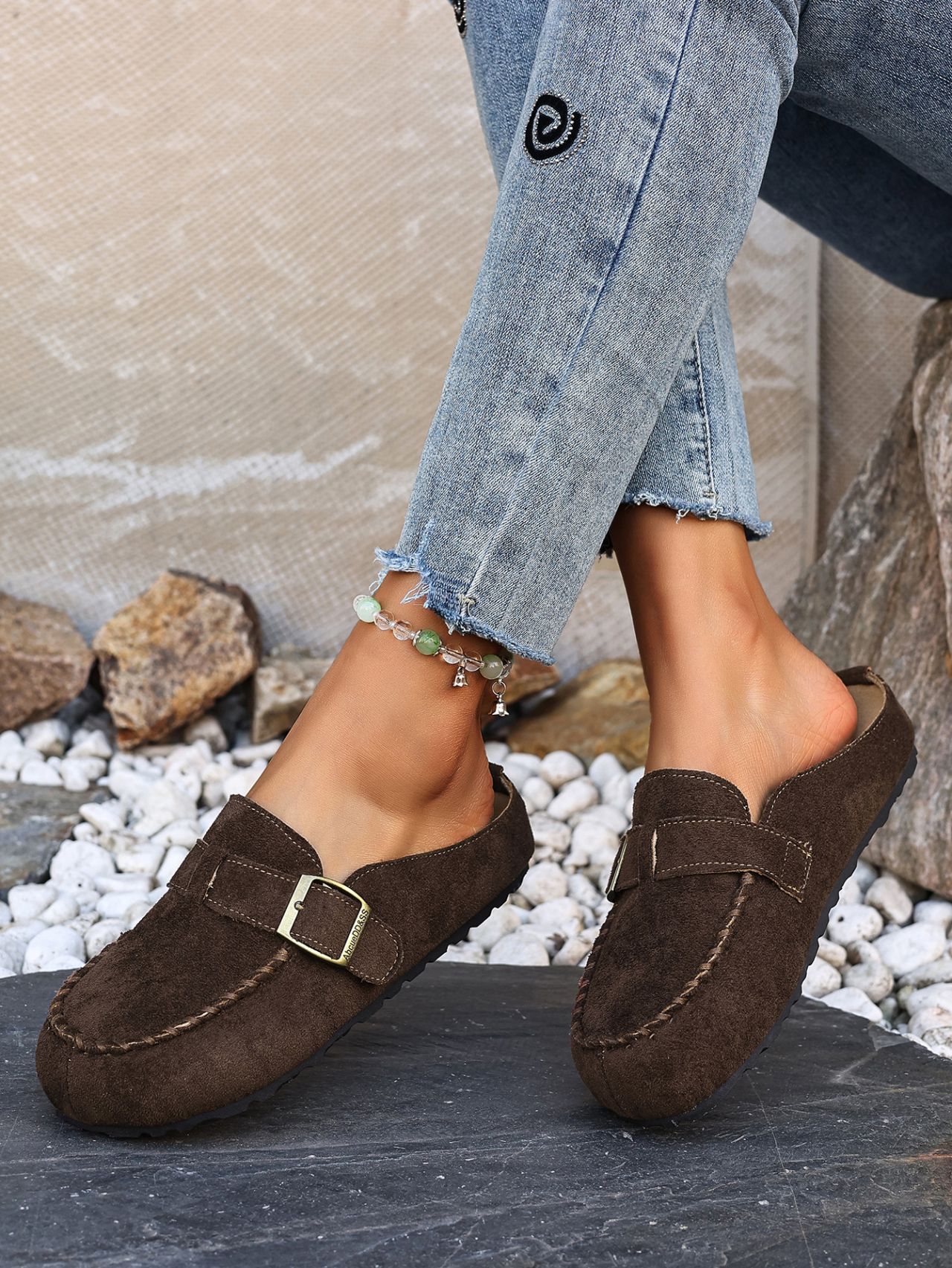 Women's Fleece Lined Bread Toe Slippers Spring Style Thick Sole Retro Buckle Birken Inspired Slippers Size 43_vogvips.com