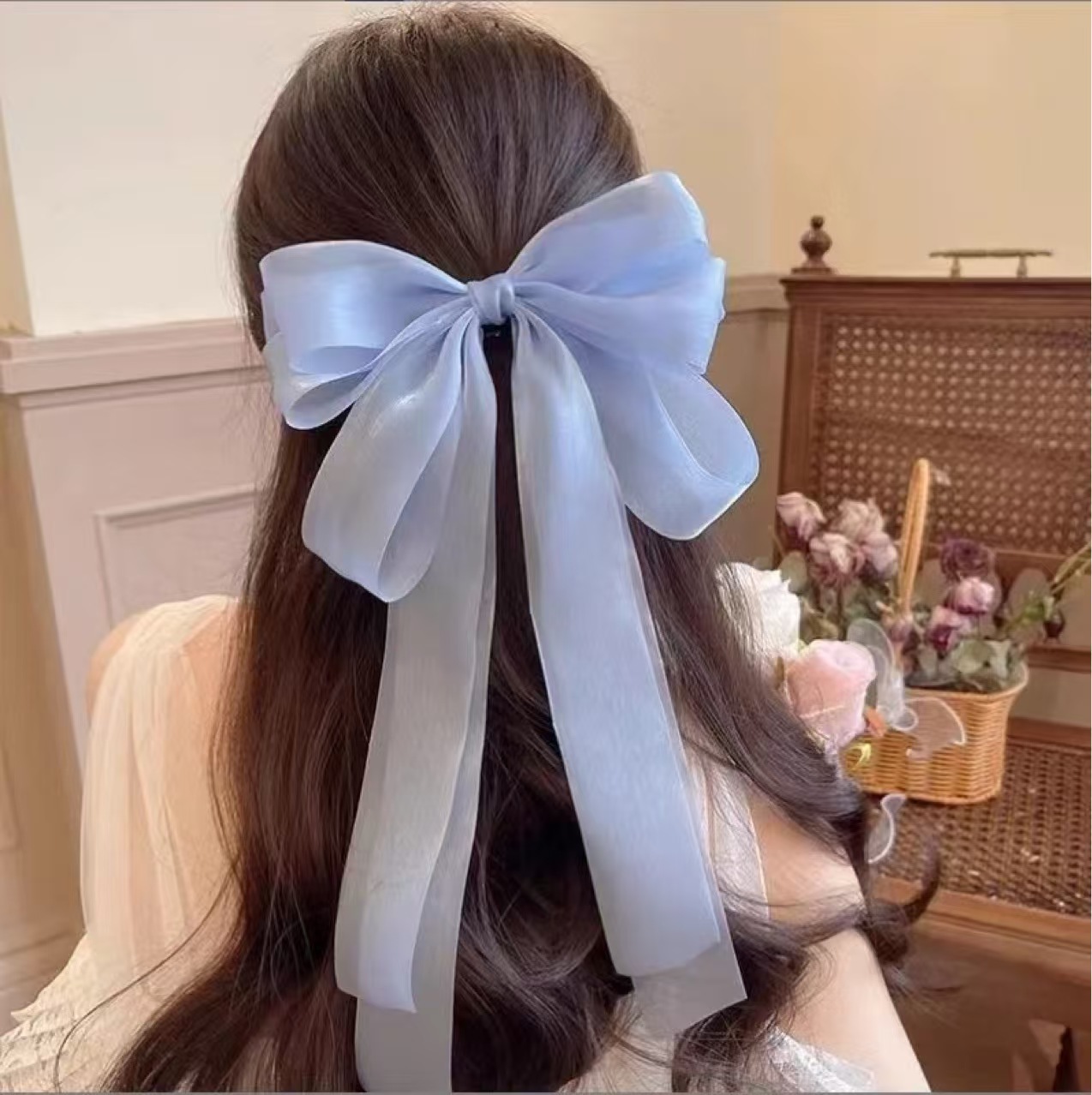 Bulin~ Extra-Large Ribbon Bow Hair Clip for Women, Elegant Internet Celebrity Duckbill Clip for the Back of the Head, High-End Hair Accessory