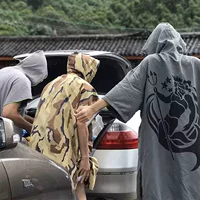 Носимый плавательный быстросохненький банные полотенца для взрослых мужчин серфинг дайвинг путешествия переодевание плащ портативный халат тонкий