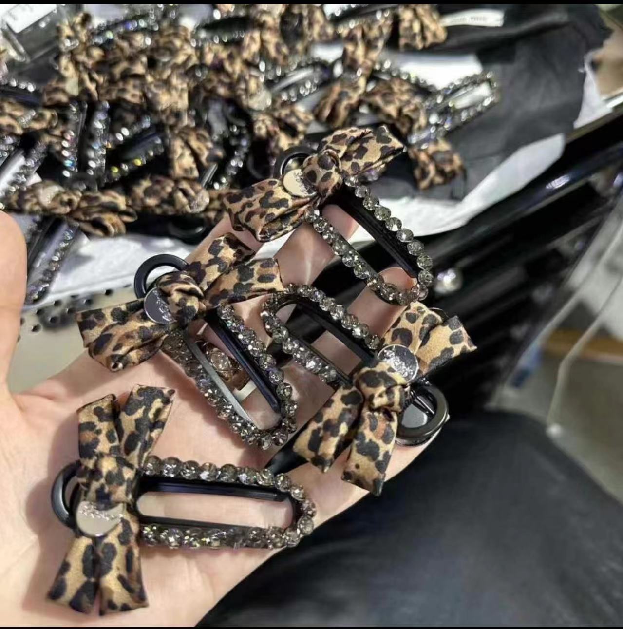 輕奢個性豹紋髮夾蝴蝶結多發量鯊魚夾碎發劉海邊夾