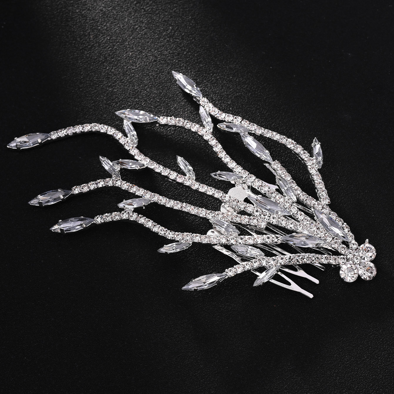 Ventas transfronterizas de novia caliente pinada de cabello super brillante accesorios de cabello de diamante de alta gama lujoso ligero tocado de viento