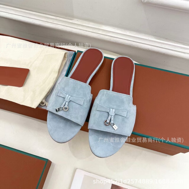 Cross-Border Export Thick-Heeled Lp Slippers for Women with Tassels and Metal Pendants, Flats-Soled Slippers, Genuine Leather Outer Wear Casual Sandals for Women Cross-Border Export Thick-Heeled Lp Slippers for Women with Tassels and Metal Pendants, Flats-Soled Slippers, Genuine Leather Outer Wear Casual Sandals for Women