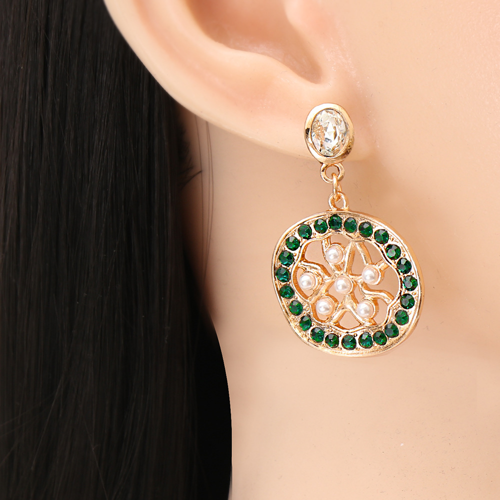 Wholesale Jewelry Fruit Inlaid Diamond Drop Earrings Nihaojewelry display picture 2