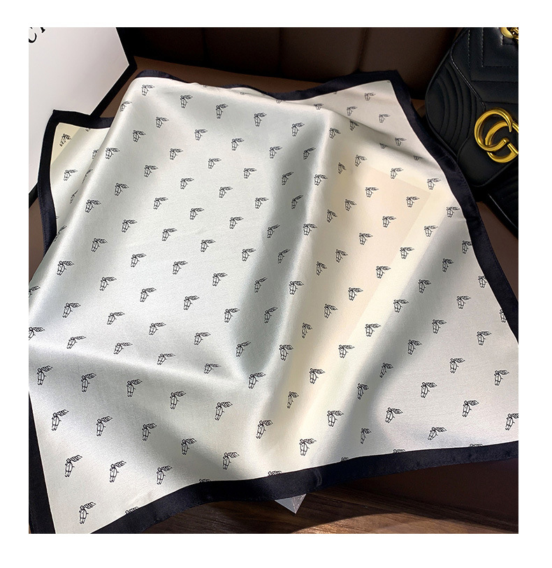 Fashion Printing Thin Square Silk Scarf Wholesale display picture 5