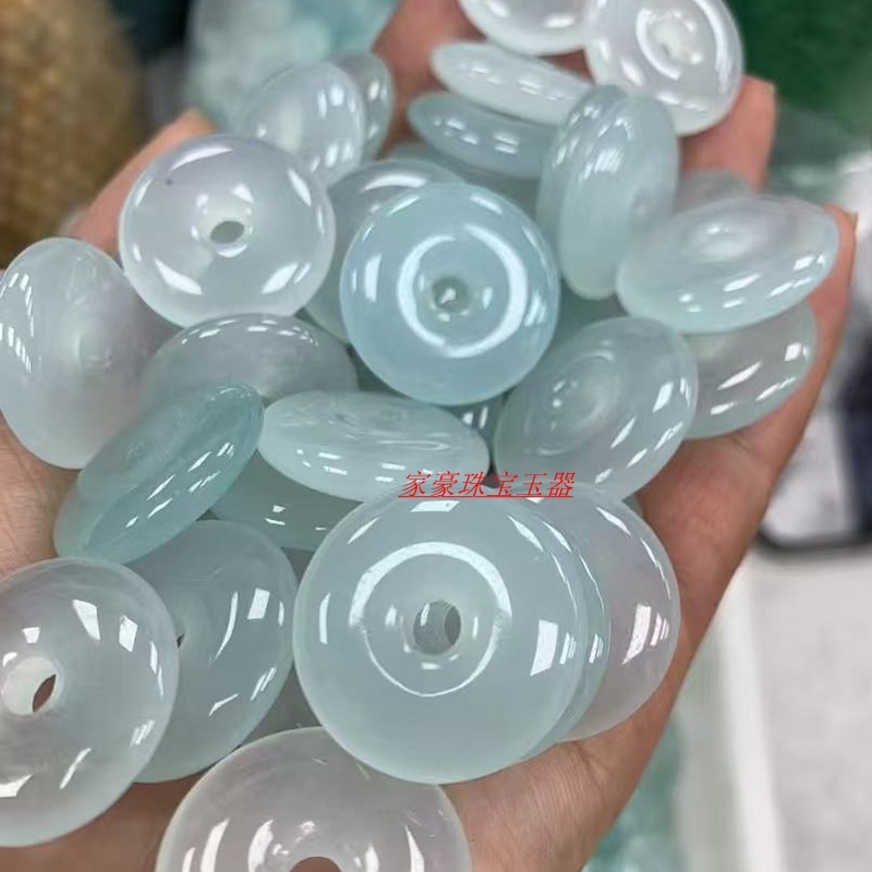 氷のような透明感のある天青色の平安玉ペンダント、男女兼用、石英岩玉ボタン、玉ペンダント、翡翠ネックレス|undefined