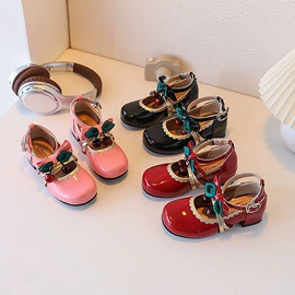 童皮鞋;童凉鞋;童运动鞋