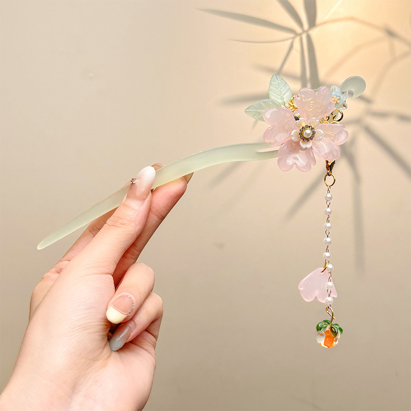 Nueva horquilla china 2025 nuevo estilo estilo antiguo horquilla mujer falda de cara de caballo de alta calidad estilo nacional horquilla de madera paso a paso horquilla tocado