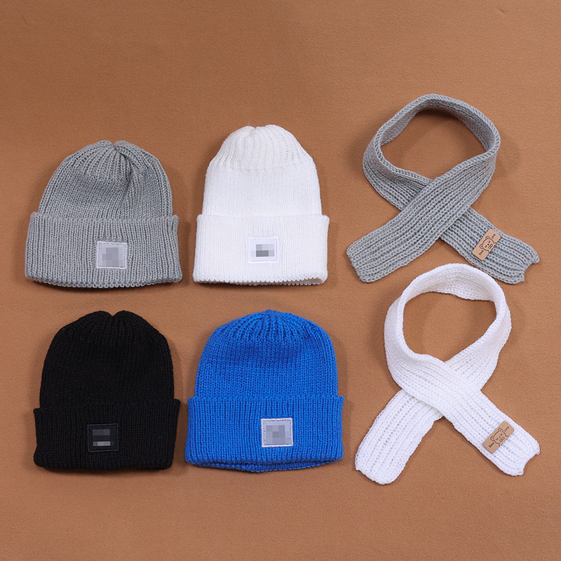Only the Doll Clothes and Hats Are Suitable for 20cm Cotton Doll Hats, Teddy Bear Knit Hats, and Scarf Outfits Only the Doll Clothes and Hats Are Suitable for 20cm Cotton Doll Hats, Teddy Bear Knit Hats, and Scarf Outfits