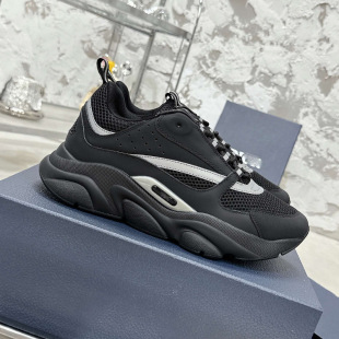 �V�ݸ߰汾D��B22�ϵ�Ь���ҹ���ϵ�Ь�ļ�͸�����e�\��Ь�ܲ�Ь