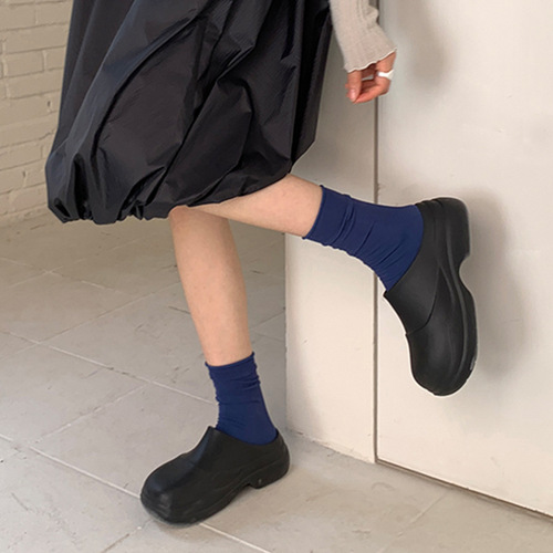 Love and Nancy Thirteen Lines 2025 Summer Simple Trendy Skin-friendly Soft Plain Color Elastic Socks for Women 14923