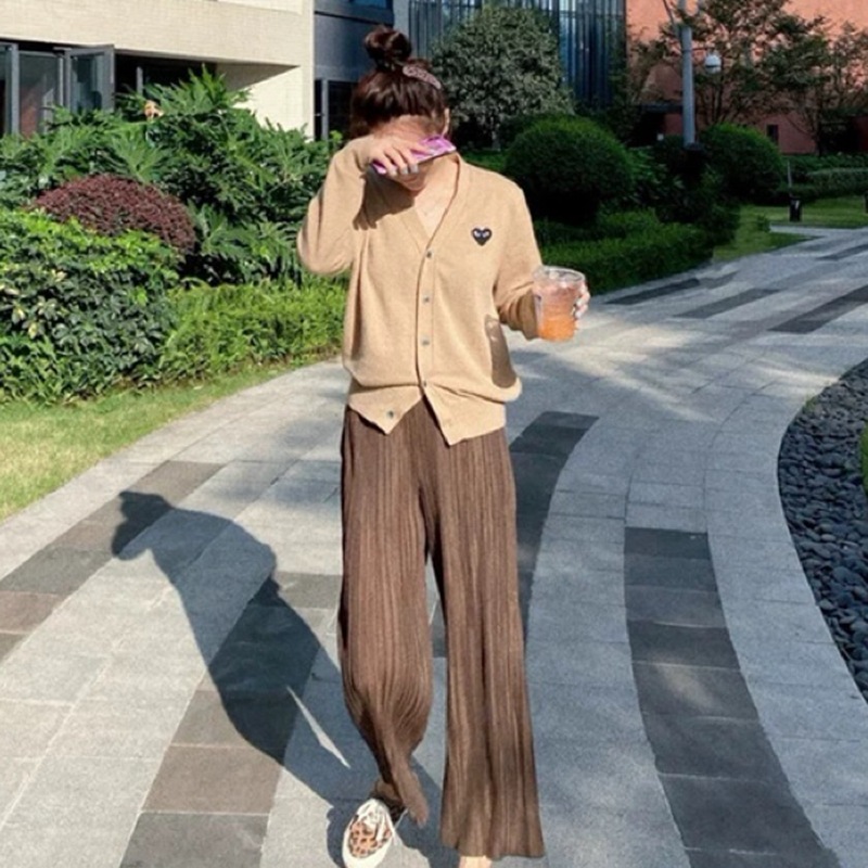커피색