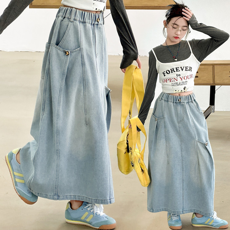 2026 New Autumn Korean Style Girls' Solid Color Washed Denim Skirt with Metal Buckle, Stylish Classic Elastic Waist Long Skirt