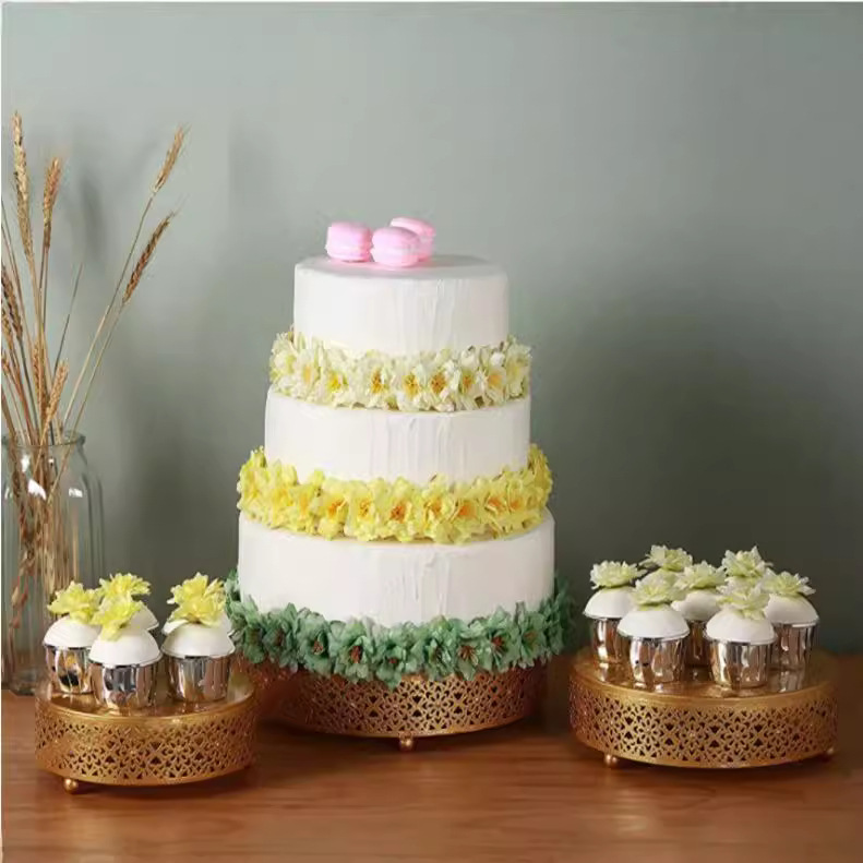 Creativo estilo europeo oro hueco estante de pastel de boda props mesa de postres decoración de postres tienda de postres refrigerio combinación de estante de pastel