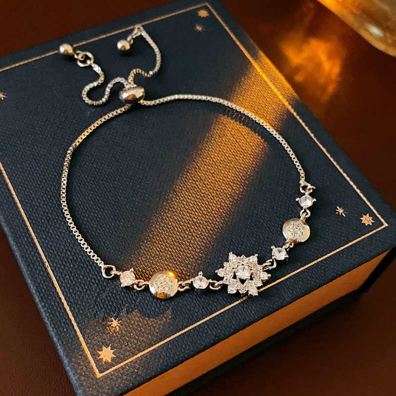 Pulsera de flor de nieve de piedra de copo de nieve ligera de lujo nicho de alto nivel pulsera temperamento exquisito personalidad joyería de moda al por mayor image 9