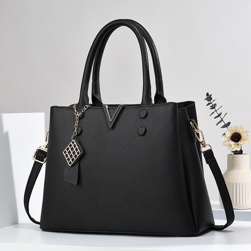 Factory Bag 2025 New Trendy All-match Large Capacity Women's Shoulder Bag Middle-aged Mother's Handbag Cross-border Wholesale