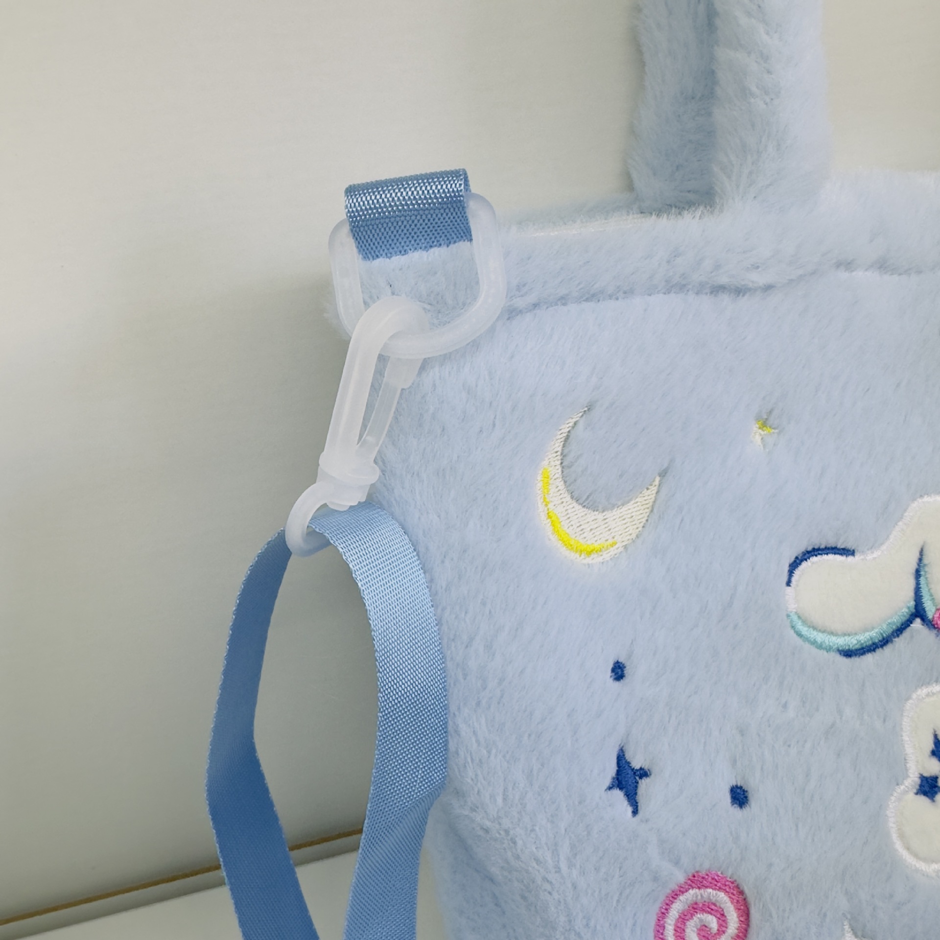 Nuevo bolso de peluche de dibujos animados lindo fábrica al por mayor hombro portátil muñeca bolsa ciego caja intercambio regalo