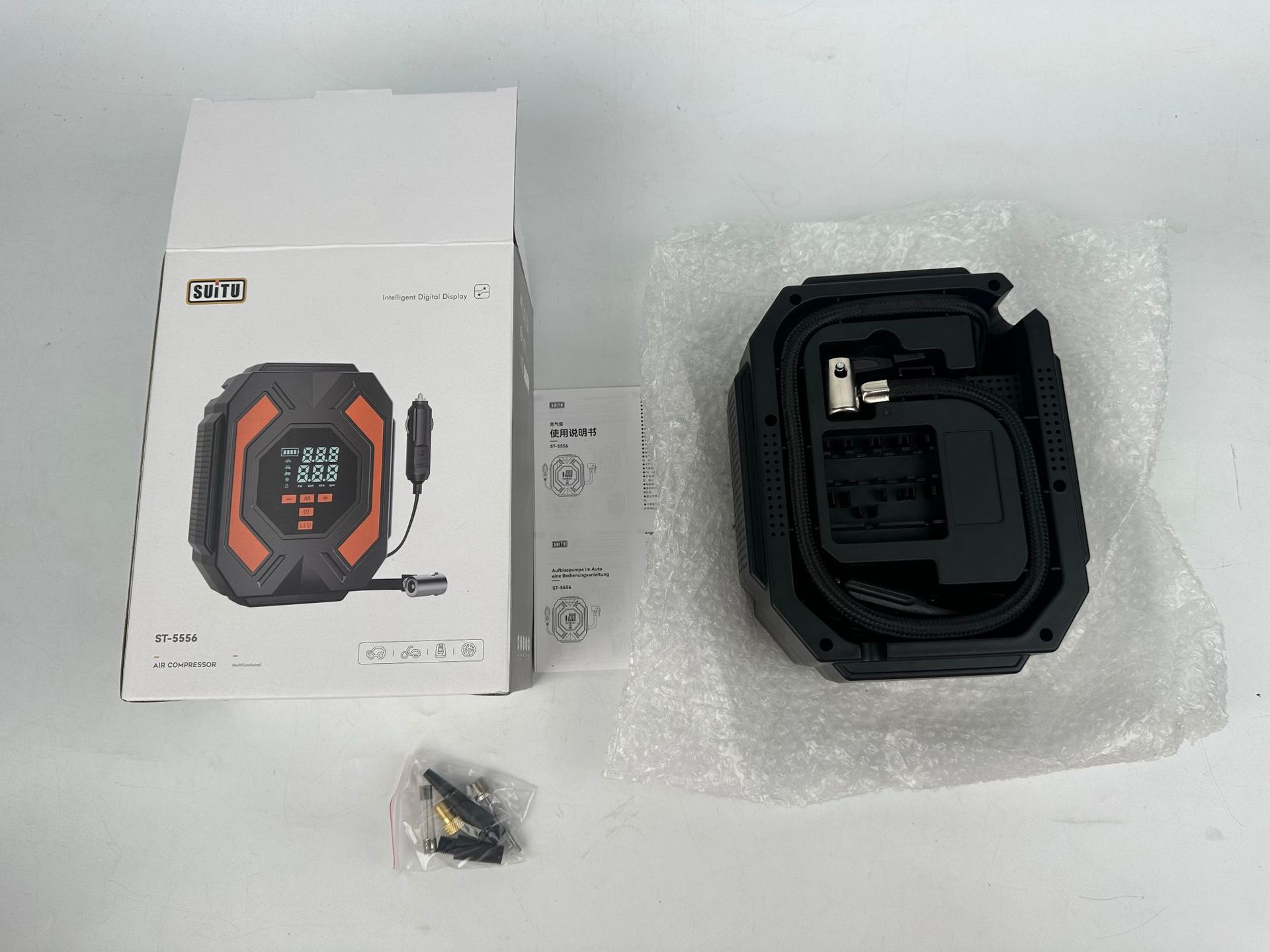 Digital Display Car Air Pump 12V Wired Portable Car Tire Pump with Led Emergency Light Air Pump