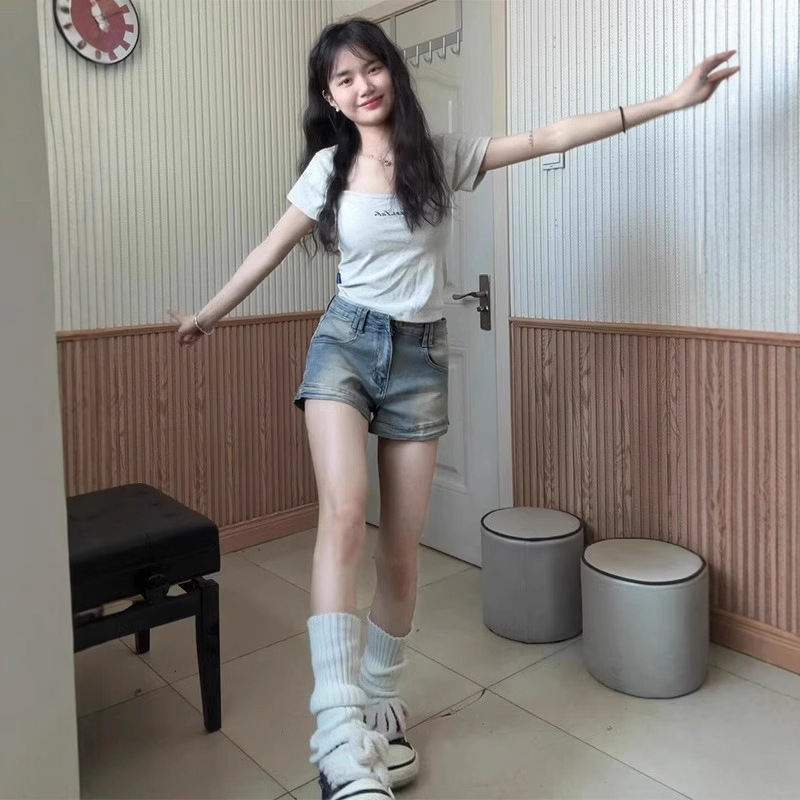 American Retro Denim Shorts for Women, Summer Thin High-Waisted Elastic Slimming A-Line Hot Girl Straight Wide-Leg Hot Pants Trendy American Retro Denim Shorts for Women, Summer Thin High-Waisted Elastic Slimming A-Line Hot Girl Straight Wide-Leg Hot Pants Trendy