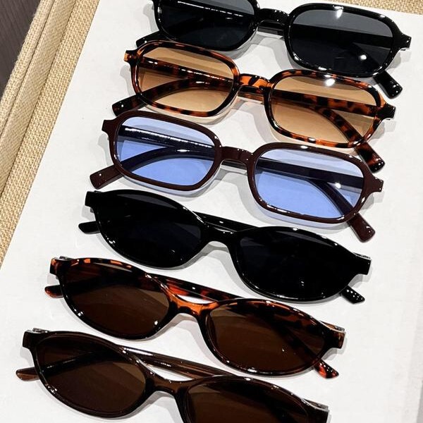 6 Pairs of Small Frame Sunglasses Set for Men and Women, Fashionable and High-End Sunglasses, Trendy and Versatile Sun Protection Glasses for Street Photography 6 Pairs of Small Frame Sunglasses Set for Men and Women, Fashionable and High-End Sunglasses, Trendy and Versatile Sun Protection Glasses for Street Photography