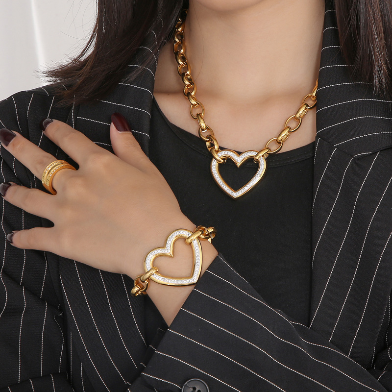 Fashion Heart Shape Titanium Steel Plating Hollow Out Inlay Zircon Bracelets Necklace