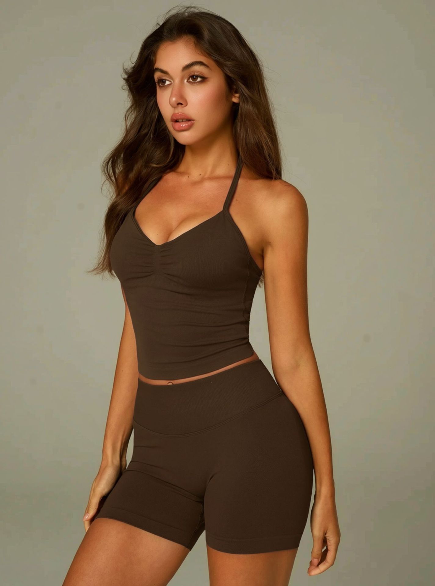 Trajes de yoga transfronterizos trajes de ejercicios colgantes cuello expuesto cintura cojín de pecho cinturón pantalones cortos pantalones de ropa interior deportiva set de yoga