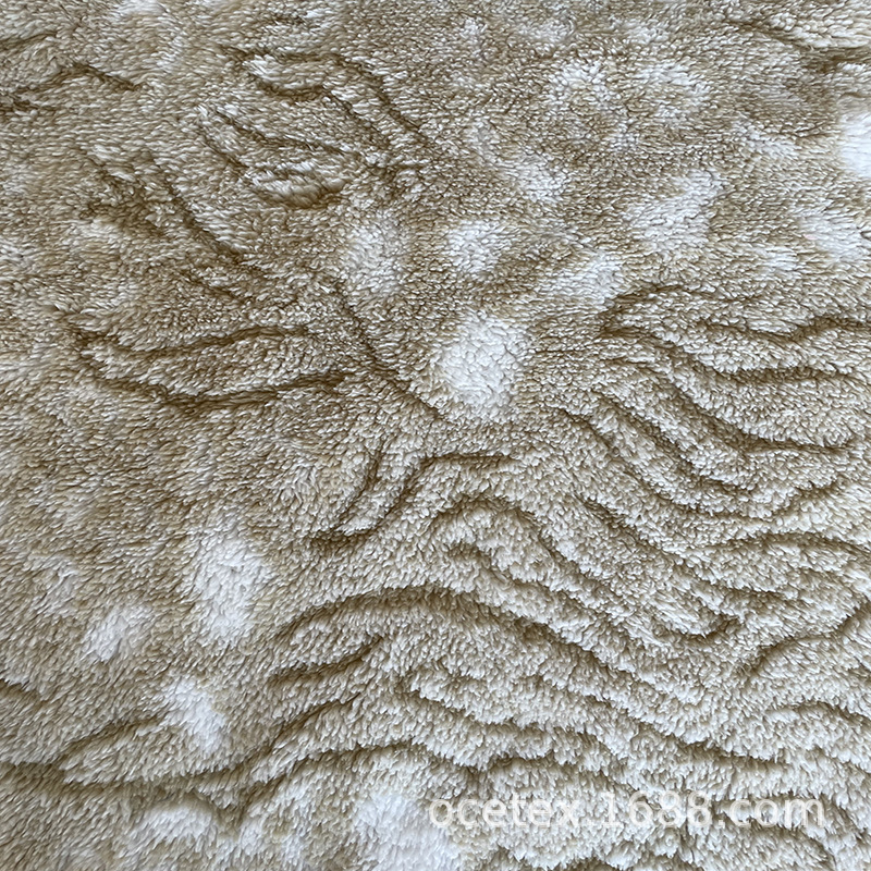 厂家供应阳离子提花舒棉绒沙发面料家用靠垫抱枕布料毛绒玩具面料