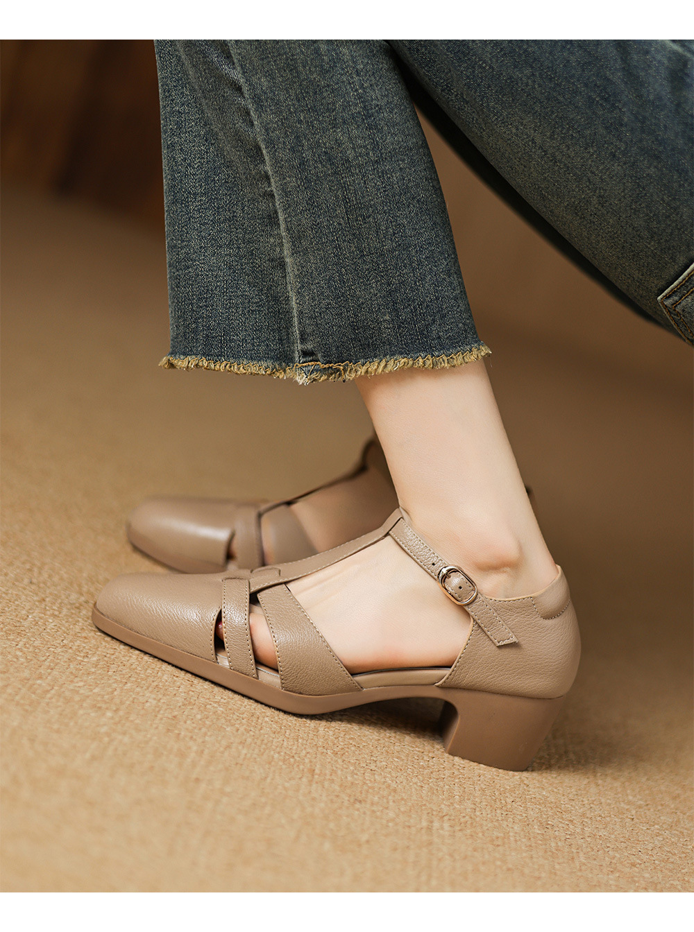 Sandal nữ gót vuông quai ngang phong cách La Mã, đế rỗng, dệt chéo khóa T — đen chi tiết 15
