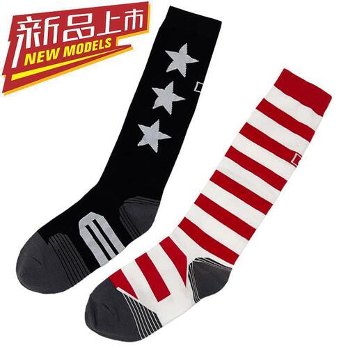 Red-striped calf socks, trendy and stylish AB-style women's long socks for a slimming look—spring/summer mid-to-high cut crew socks