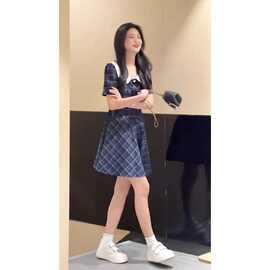 娃娃领收腰显瘦蓝色格子连衣裙女小个子短裙