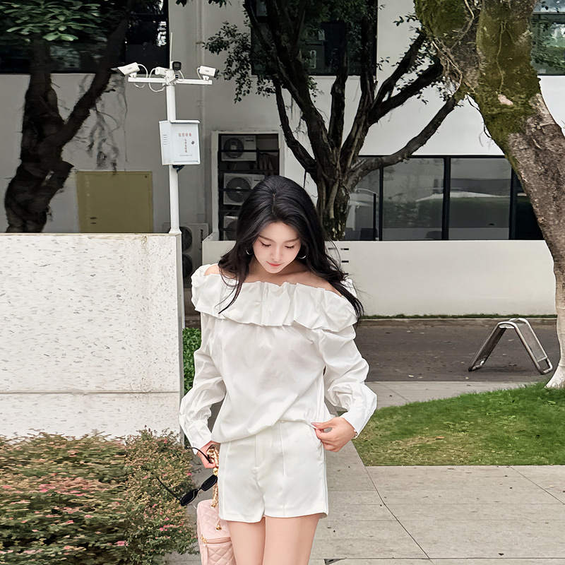 Love at First Sight White Bud Collar One-Shoulder Shirt Top for Women Spring and Autum Long-Sleeved Shirt Lazy Top Slimming Look