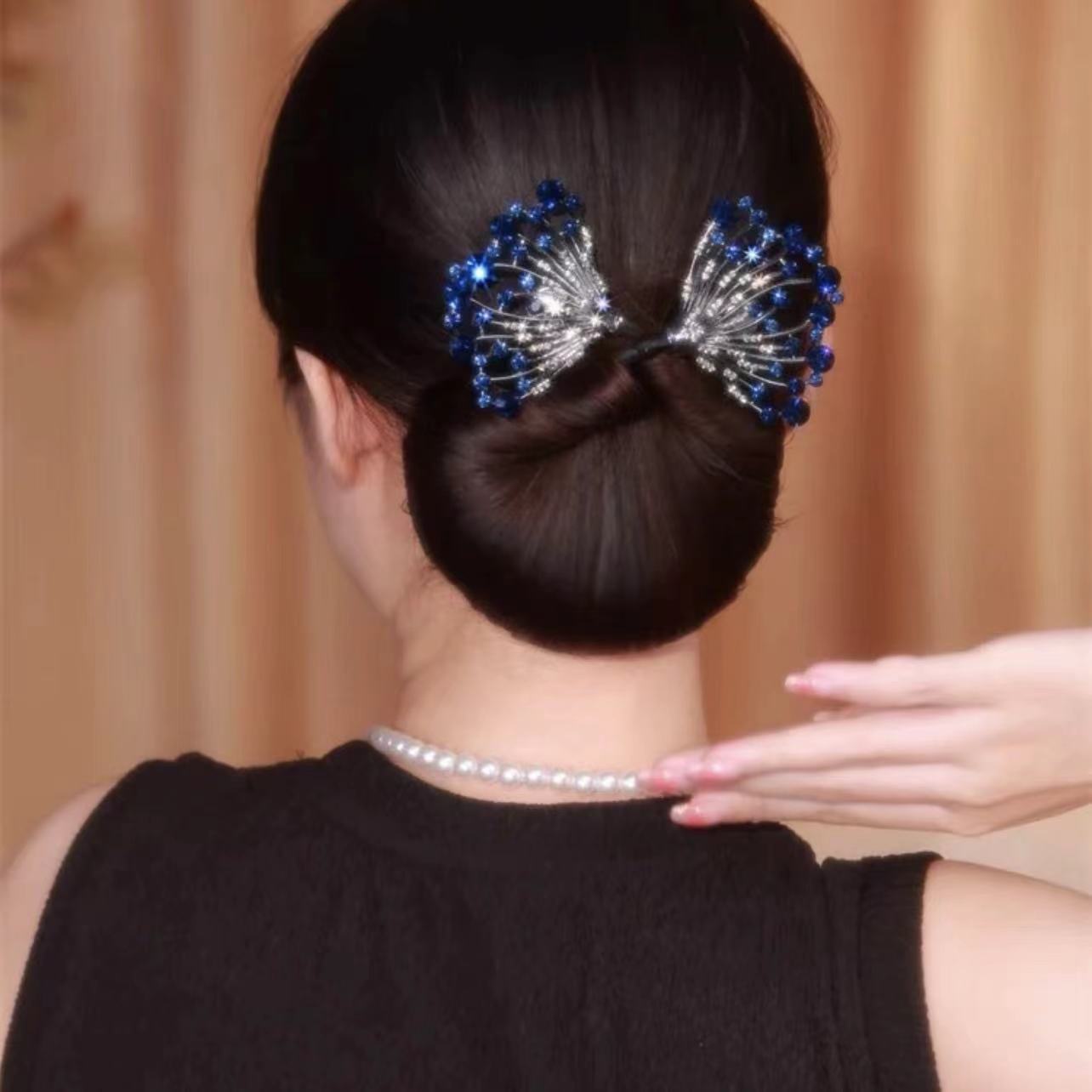Blue diamond, hairgrip