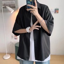 2022夏季薄款韩版条纹短袖宽松潮流衬衣休闲百搭港风痞帅外套批发