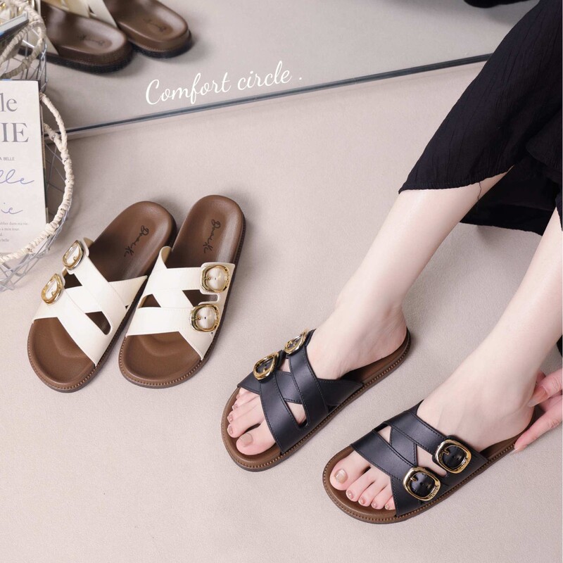 One-Piece Slippers, Casual Thick-Soled Women's Half-Slippers, New Summer Style Outdoor Wear, Height-Increasing Beach Vacation Sandals, in Stock One-Piece Slippers, Casual Thick-Soled Women's Half-Slippers, New Summer Style Outdoor Wear, Height-Increasing Beach Vacation Sandals, in Stock