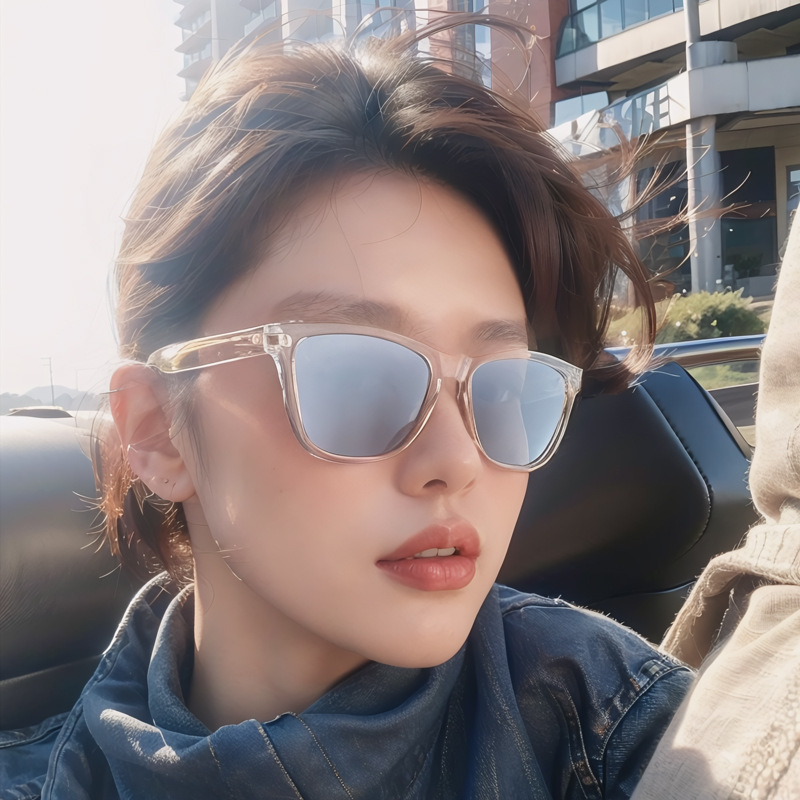 Fashionable Isn Style Fully Transparent Frame Sunglasses, Genuine Film Cute Style Unisex Sunglasses with a Light and Stylish Design