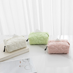 Modern and fresh ins style cream fabric tissue box quilted flower paper bag office car tissue set