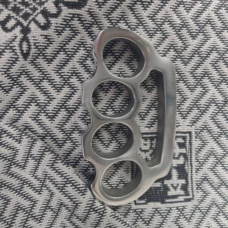 Рука-подушка для тигра с четырьмя пальцами