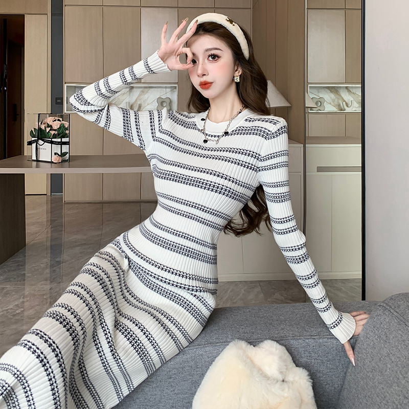 3614欧美跨境外贸女装小香风圆领针织连衣裙条纹修身包臀打底裙女